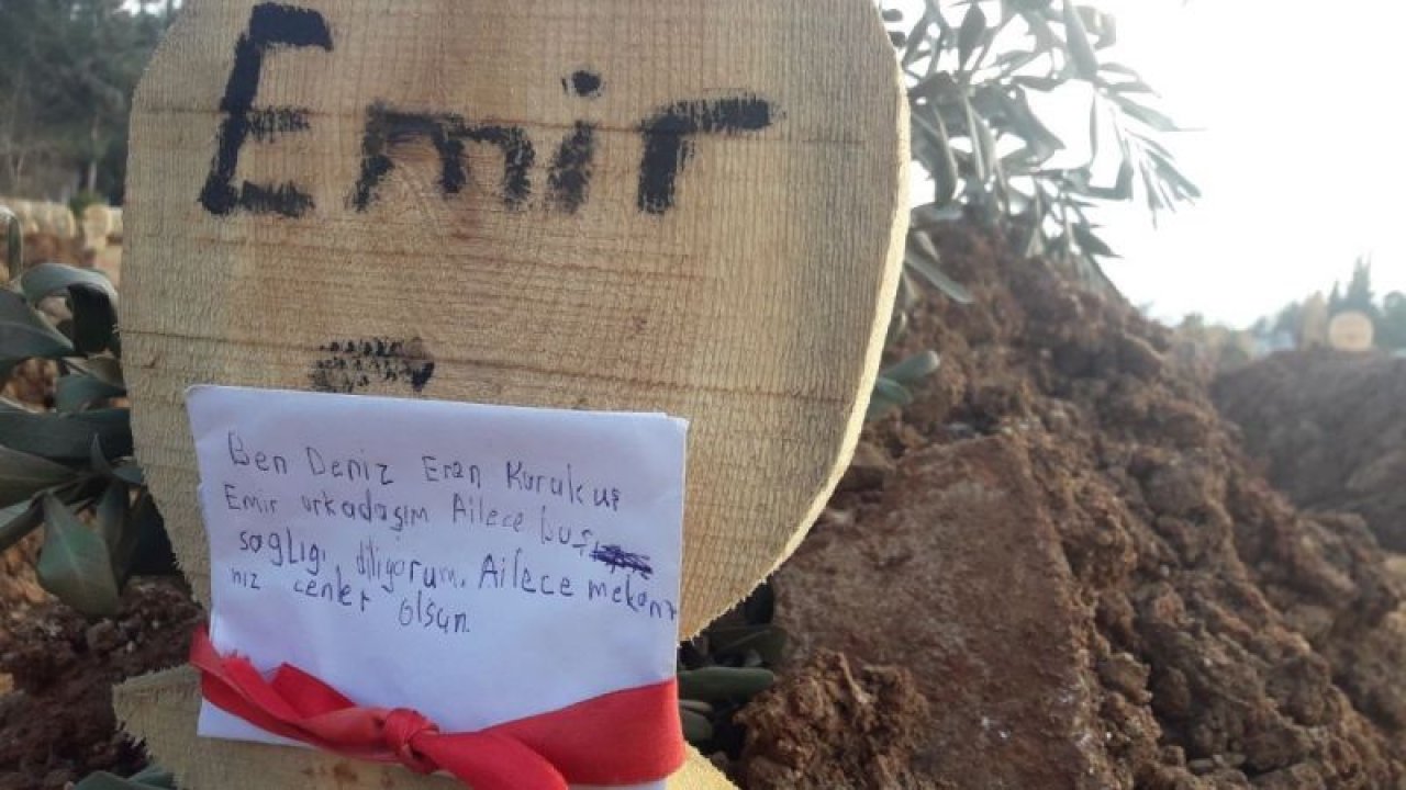 Gaziantep'te Depremde ölenlerin mezarları yürekleri burktu... VİDEO HABER