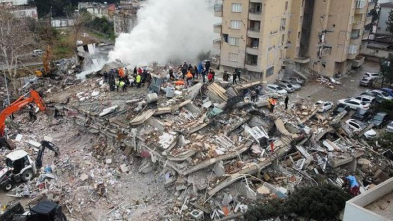 Bankalar Birliği Gaziantep’i deprem bölgesinden neden çıkardı? Krediler ödenecek mi? Gaziantep sanayisi bankalar birliğine neden bu kadar öfkeli? Sanki Gaziantep’te deprem yok