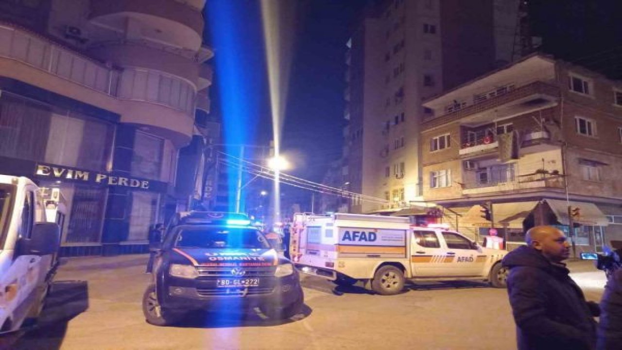 Hatay’daki depremde Osmaniye’deki boş bir bina çöktü