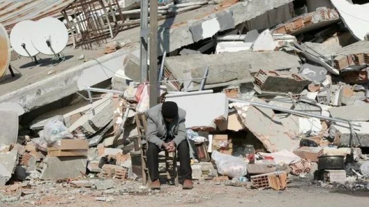 Deprem Bölgesinde Üretim Durma Noktasına Geldi! Kimi Şehirlerde Sanayi Tamamen Yok Olurken Kimi Şehirler De Kısmi Üretim Sürüyor!