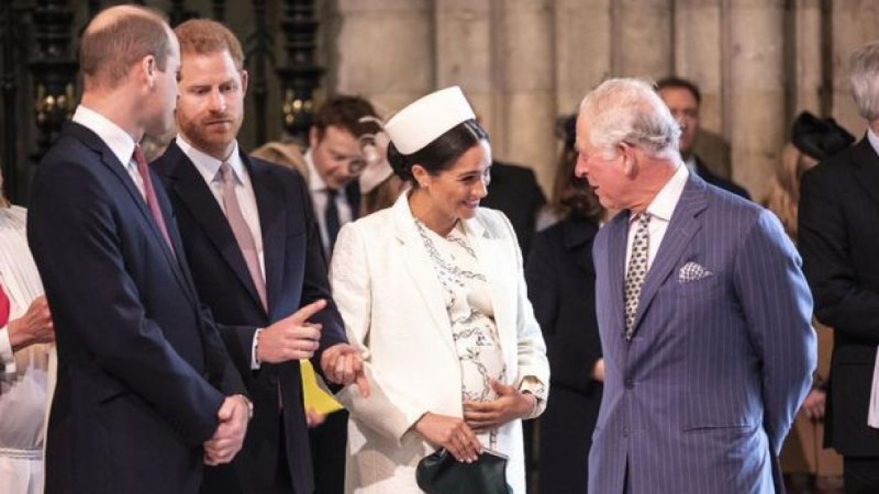 Kral Charles’tan Prens Harry ve Meghan’a: “Alırım Anahtarını!”