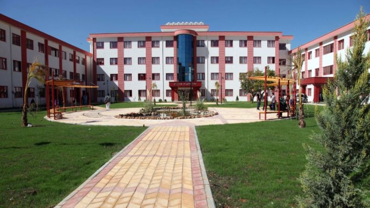 Gaziantep Üniversitesi Personel Alımı İlanını Yayınladı! Sınav Şartı Yok! 384 Yeni Personel Alınacak!