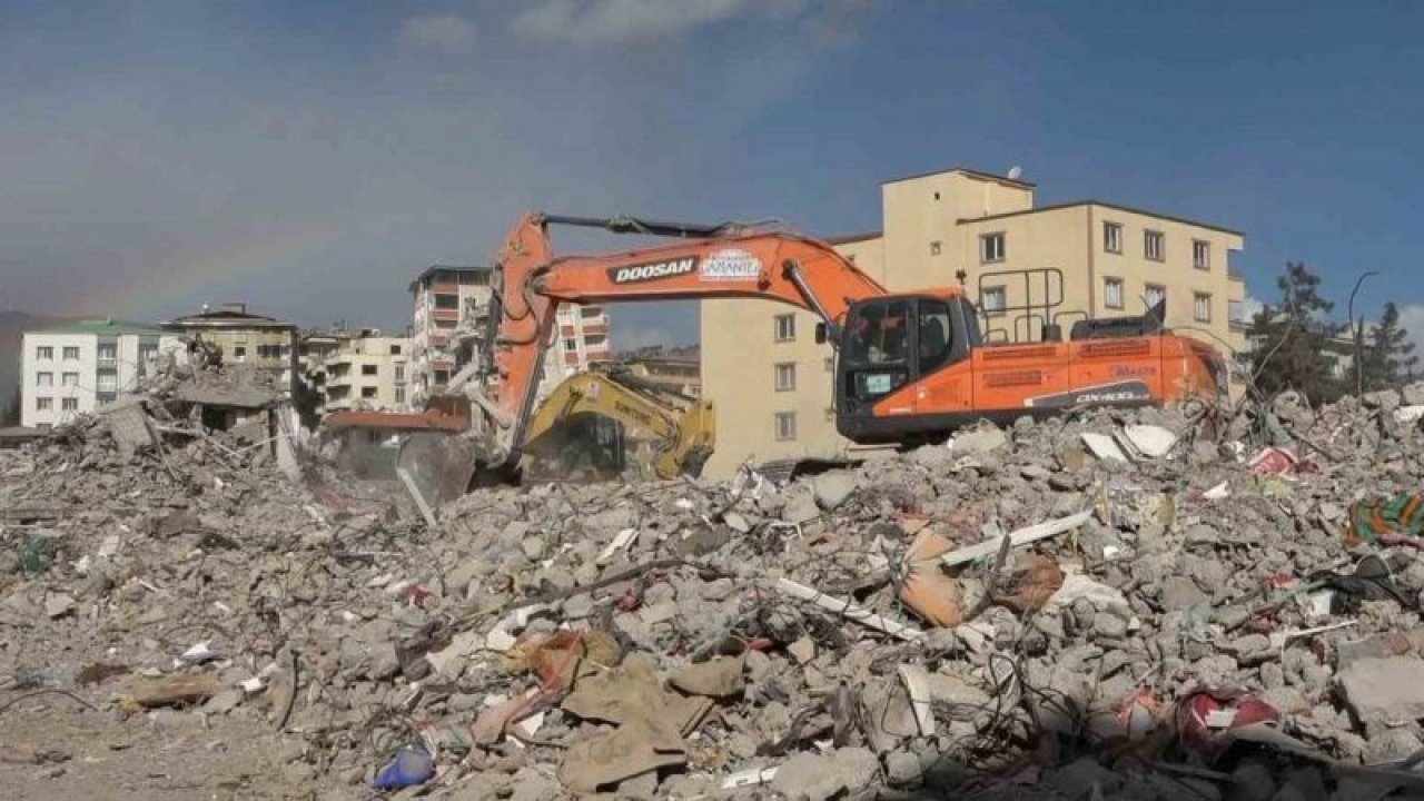 Gaziantep’in İslahiye ilçesinde yıkılan binalara ilişkin soruşturmada 1 şüpheli yakalandı