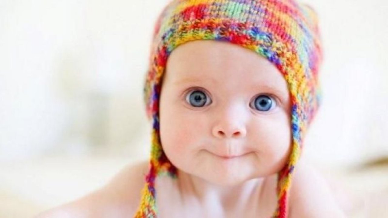 Rüyada Mavi Gözlü Bebek Görmek Ne Anlama Gelir, Neye İşarettir? Anlamı, Yorumu