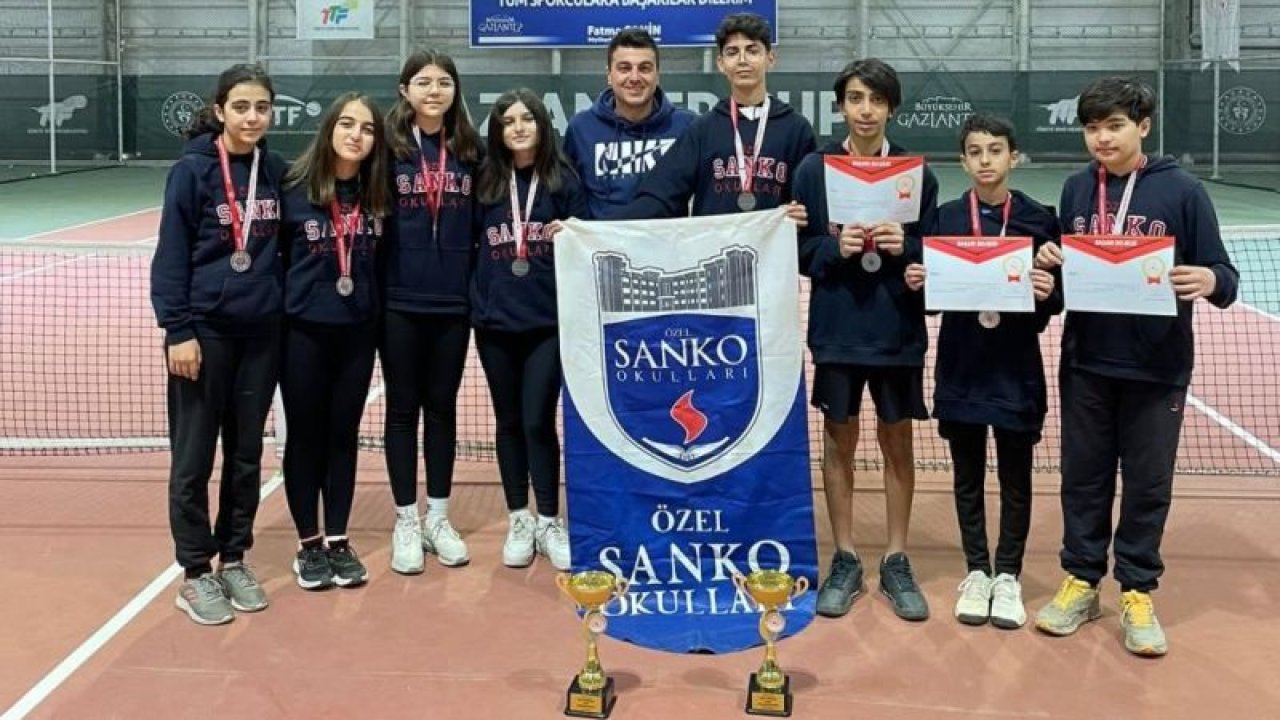 Sanko okulları teniste il ikincisi oldu