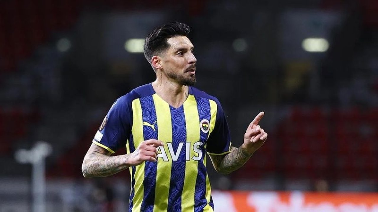Fenerbahçe'nin Eski Yıldızı Sosa Skandal Görüntülerle Manşet Oldu: Dudak Dudağa Yakalandı! De Paul Çılgına Döndü…