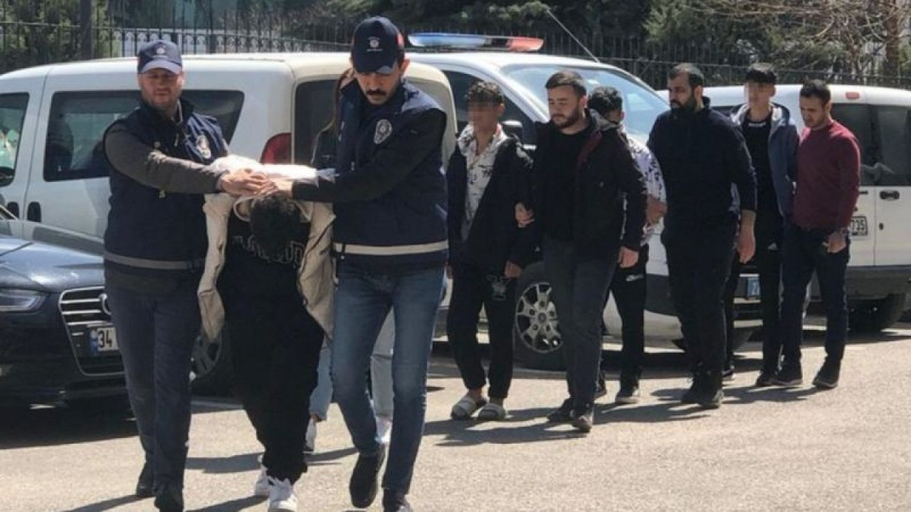 Gaziantep'te boğazı kesilerek korkunç bir şekilde öldürülen gencin katil zanlısı 4 kişi yakalandı