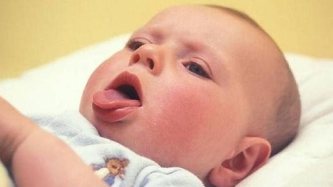 Bebeklerdeki öksürük enfeksiyon kaynaklı olabilir! Evde bebeklerin öksürüğünün giderilmesi için yöntemler!