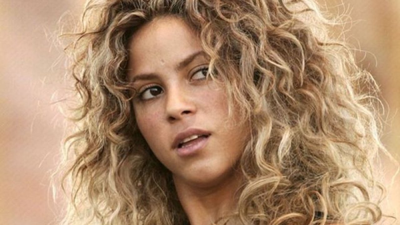Shakira'nın âhı tuttu! Pique, Shakira'yı aldattığı genç kız tarafından ihanete uğradı! Yasak aşk üçgeni…