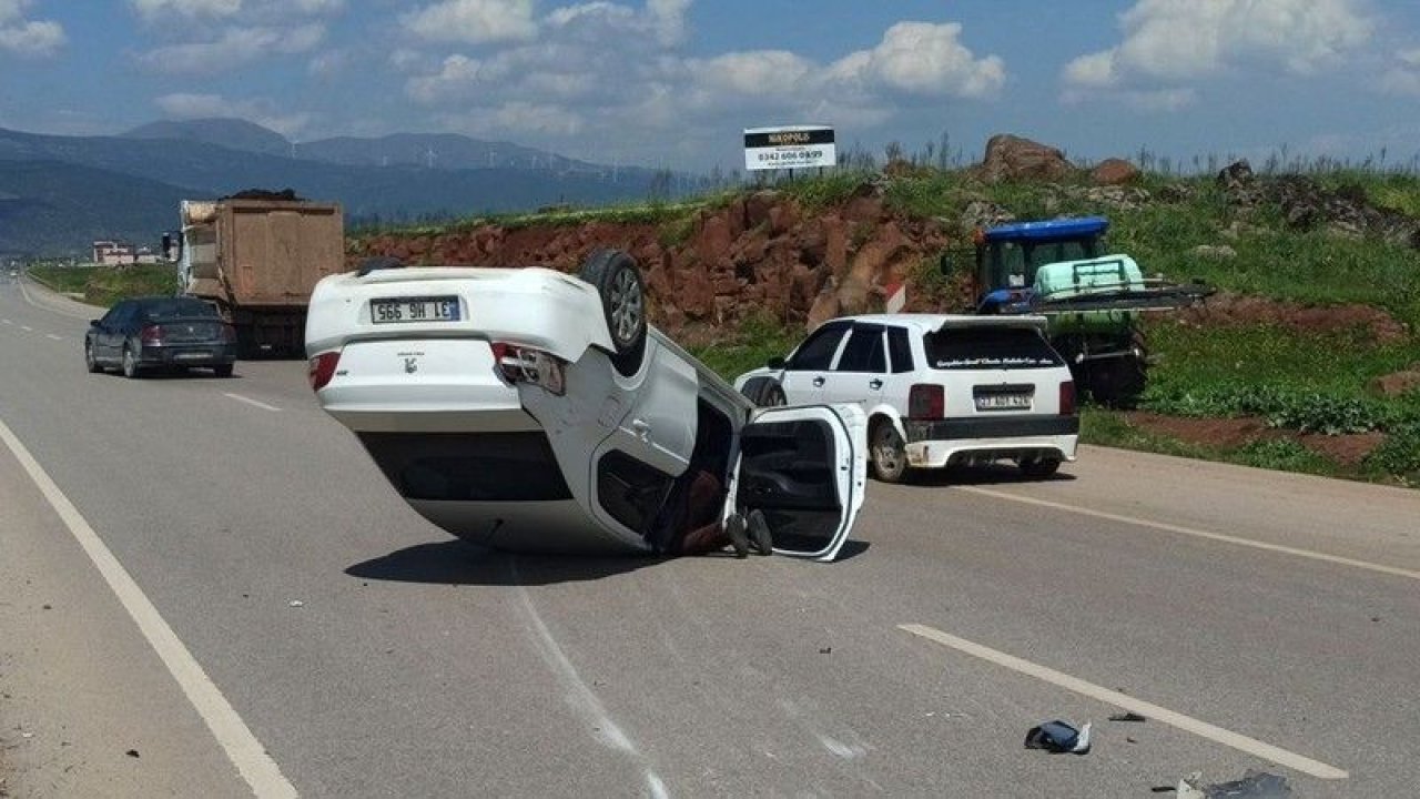 Gaziantep'te kavşakta çarpışan otomobillerden biri ters döndü: 1 yaralı