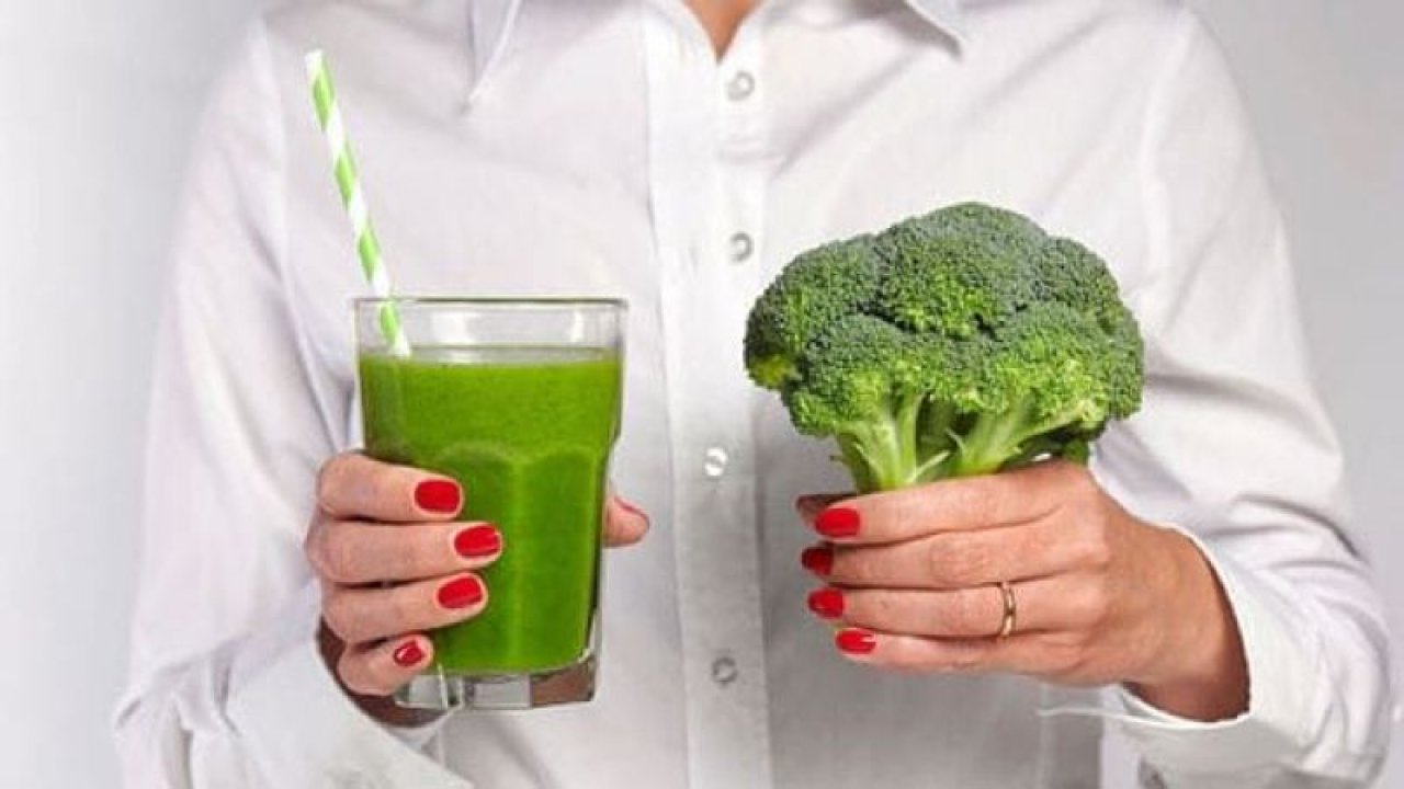 Brokoli Suyunun Yararları! Zengin İçeriği İle Bağışıklık Sistemini Güçlendiriyor ve Kanser Riskini Azaltıyor!