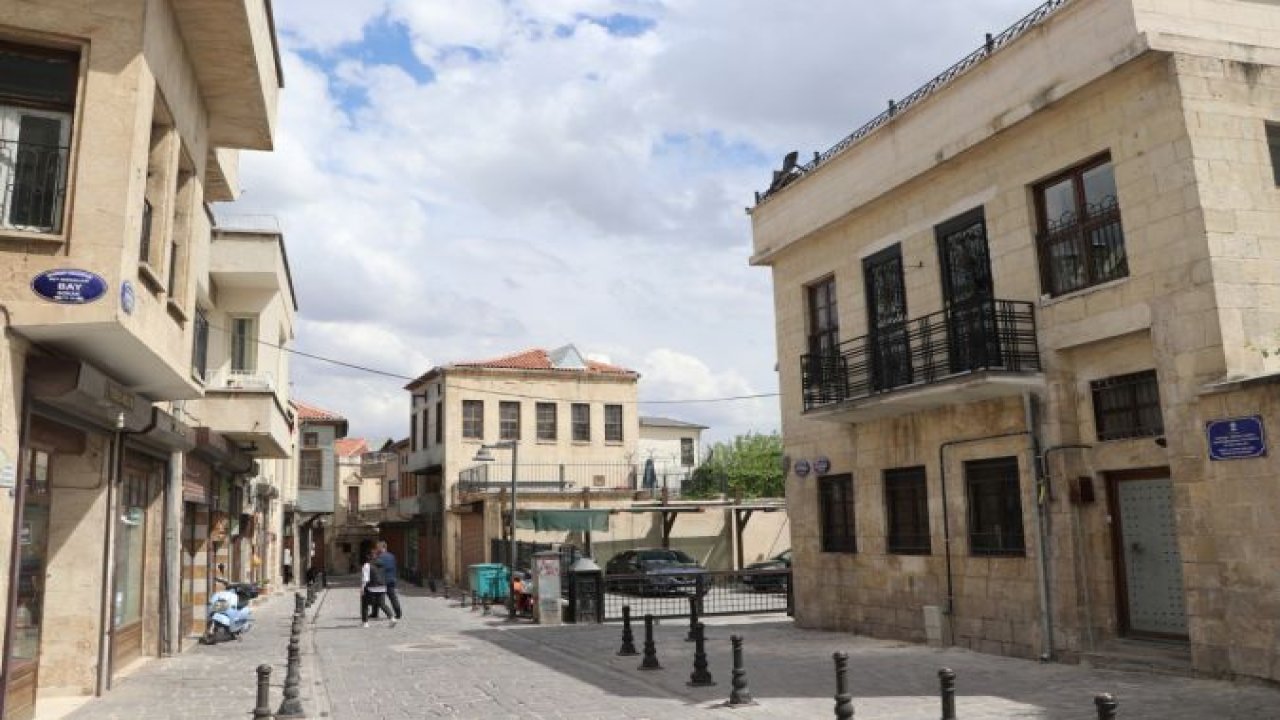 Gaziantep'te depremlerden etkilenen tarihi mekanlar restore edildi