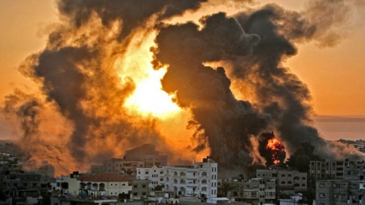 İsrail Abluka Altındaki Gazze Şeridi’ne Karşı Saldırıya Başladı: Filistinli Grupların Hedefleri Vuruldu!