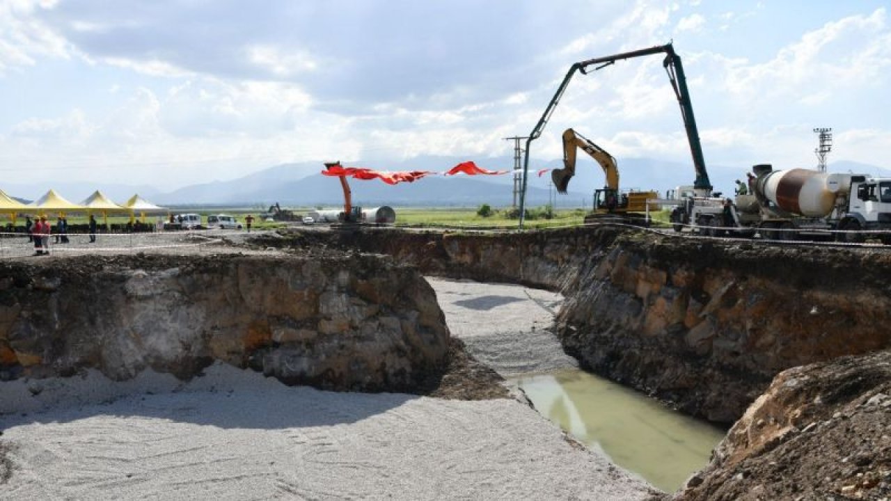 Tarım ve Orman Bakanı Kirişci, Gaziantep İslahiye'deki Kılavuzlu Sulama Proje inşaatını inceledi: