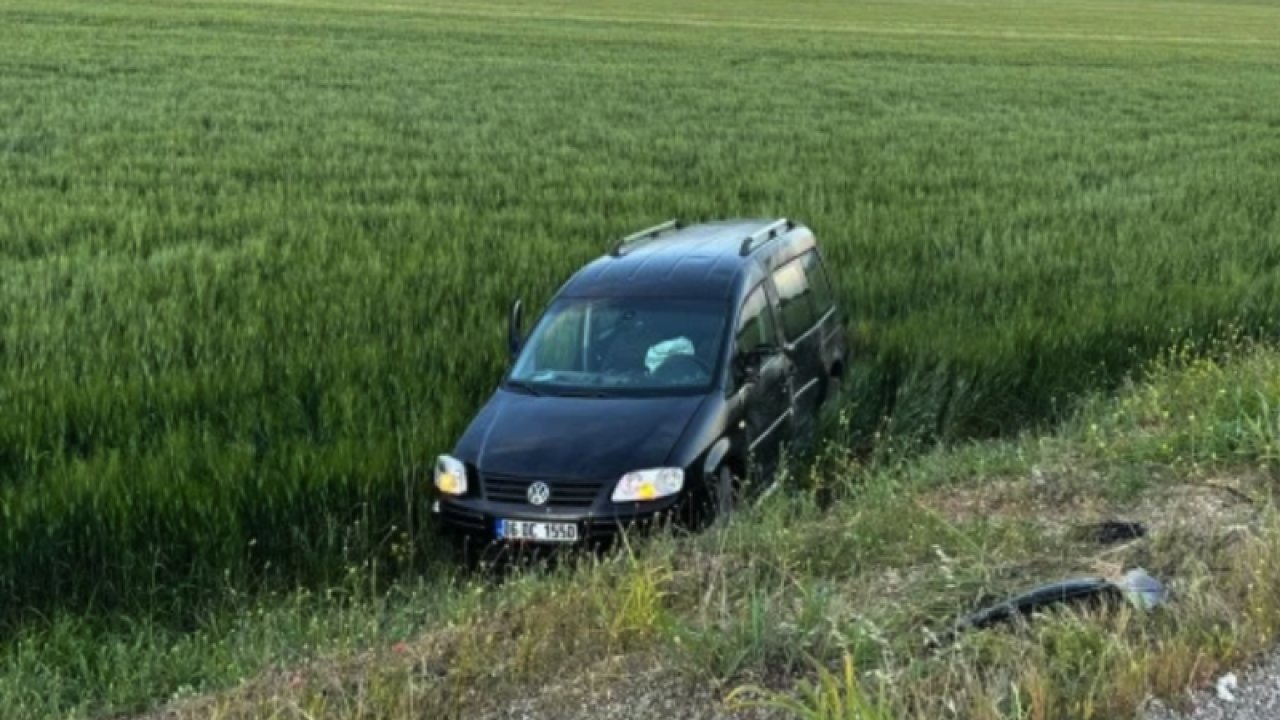 Gaziantep KAZA! Gaziantep'te Ak Parti Anons arabası kaza yaptı.