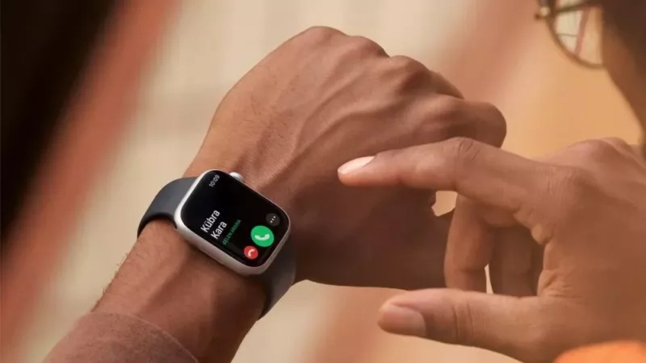 Giyilebilir Teknolojinin Büyük Avantajı! Apple Watch Sayesinde Bir Kişinin Hayatı Kurtuldu!