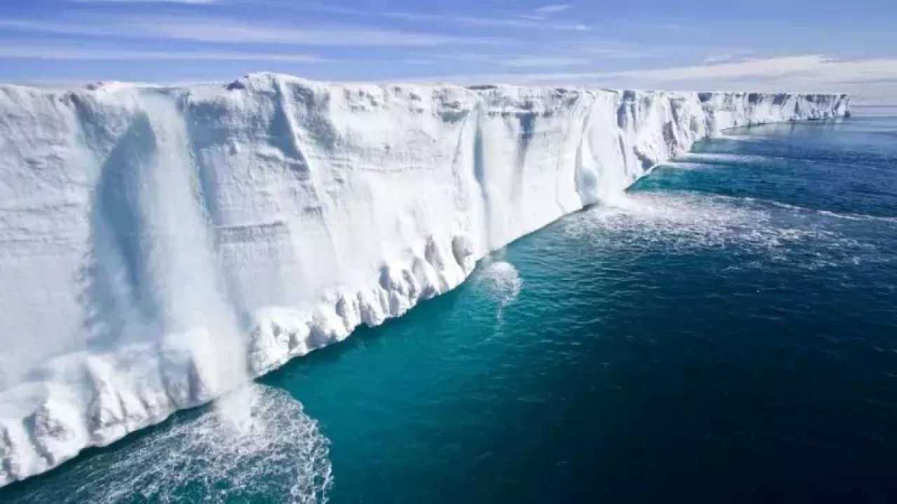 NASA Buzullar İle İlgili Yeni Bir Bilgi Açıkladı! Buzulların Erime Potansiyeli Arttı!