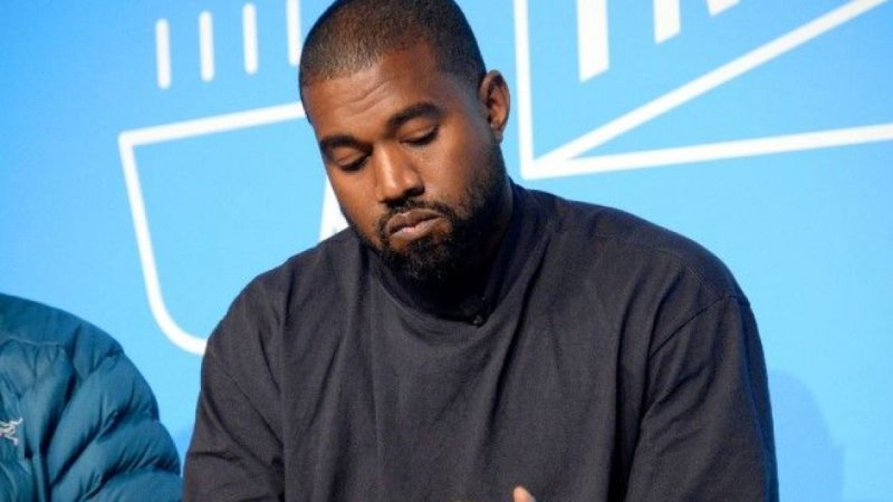 Kanye West'in açıklamaları yüzünden zarar eden Adidas, ellerinde kalan ayakkabıları bağışlayacak!