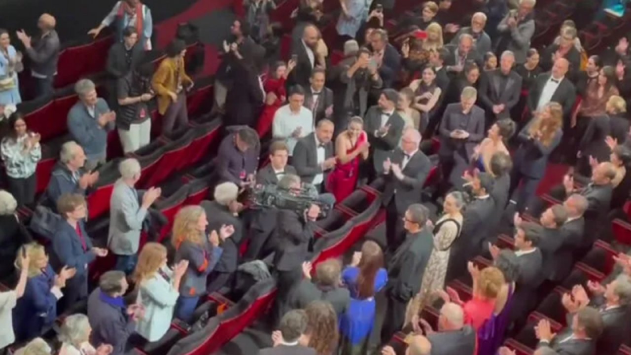 Nuri Bilge Ceylan, Cannes Film Festivali’nde ayakta alkışlandı