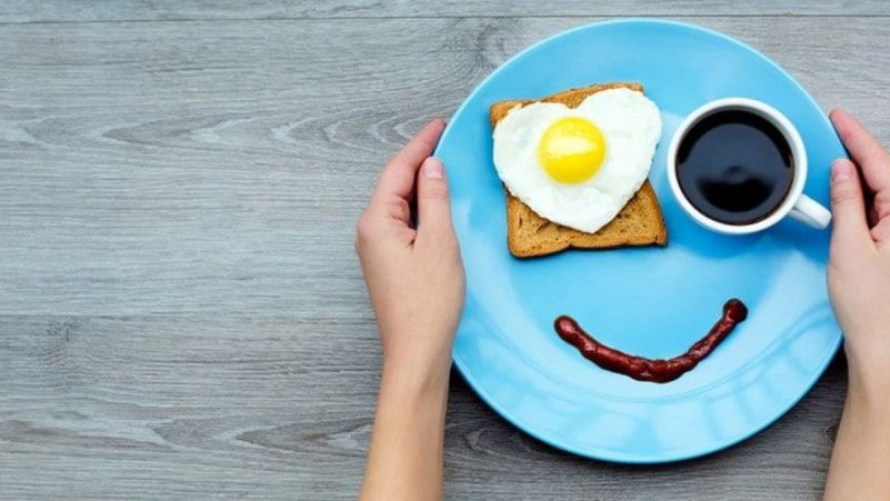Kahvaltı ve mutluluk doğru orantılıdır! Bu besinler ile doğru bir kahvaltı yapın!