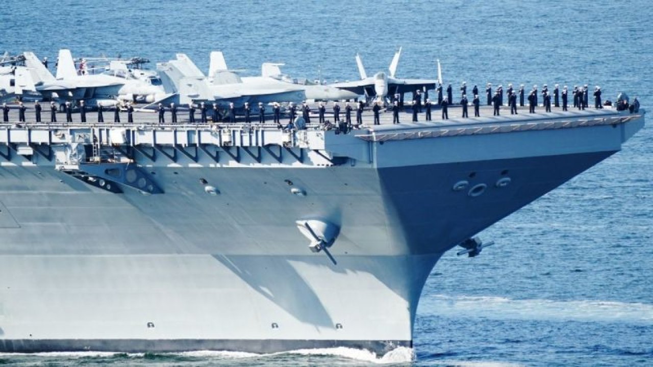 ABD'nin uçak gemisi NATO üyesi Norveç’te
