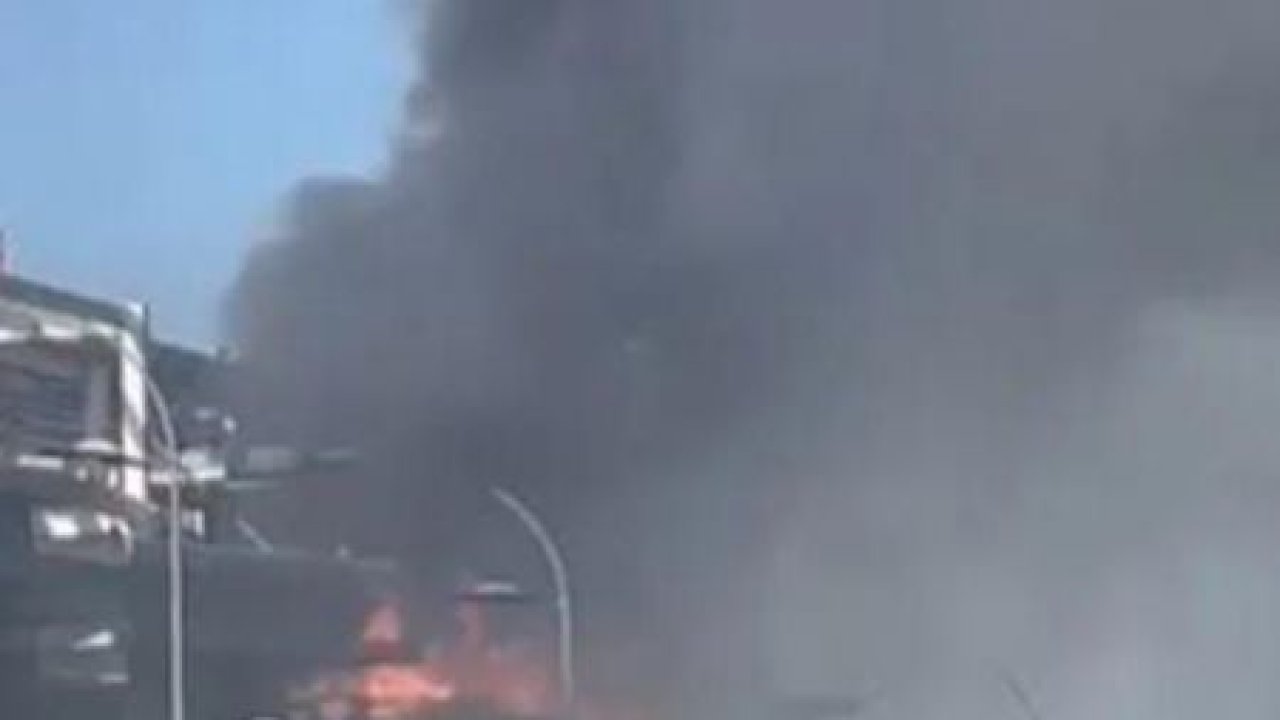 İstinye Park AVM'de yangın! Dumanlar gökyüzünü kapladı