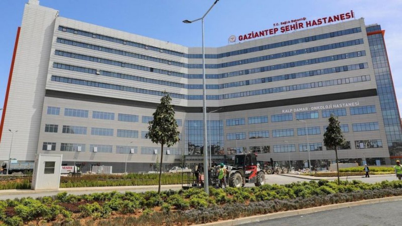 Gaziantep’te iş arayanlar dikkat! Şehir Hastanesi’ne ilkokul mezunu 120 personel alınacak! Demirci, sıvacı, betoncu, usta yardımcısı ve peyzaj işçisi başvuruları başladı