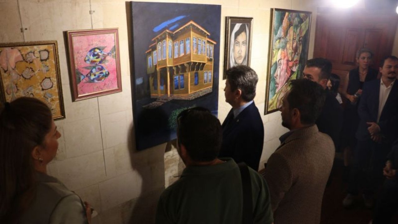 Gaziantep'teki resim öğretmenleri eserlerini tarihi konakta sergiliyor