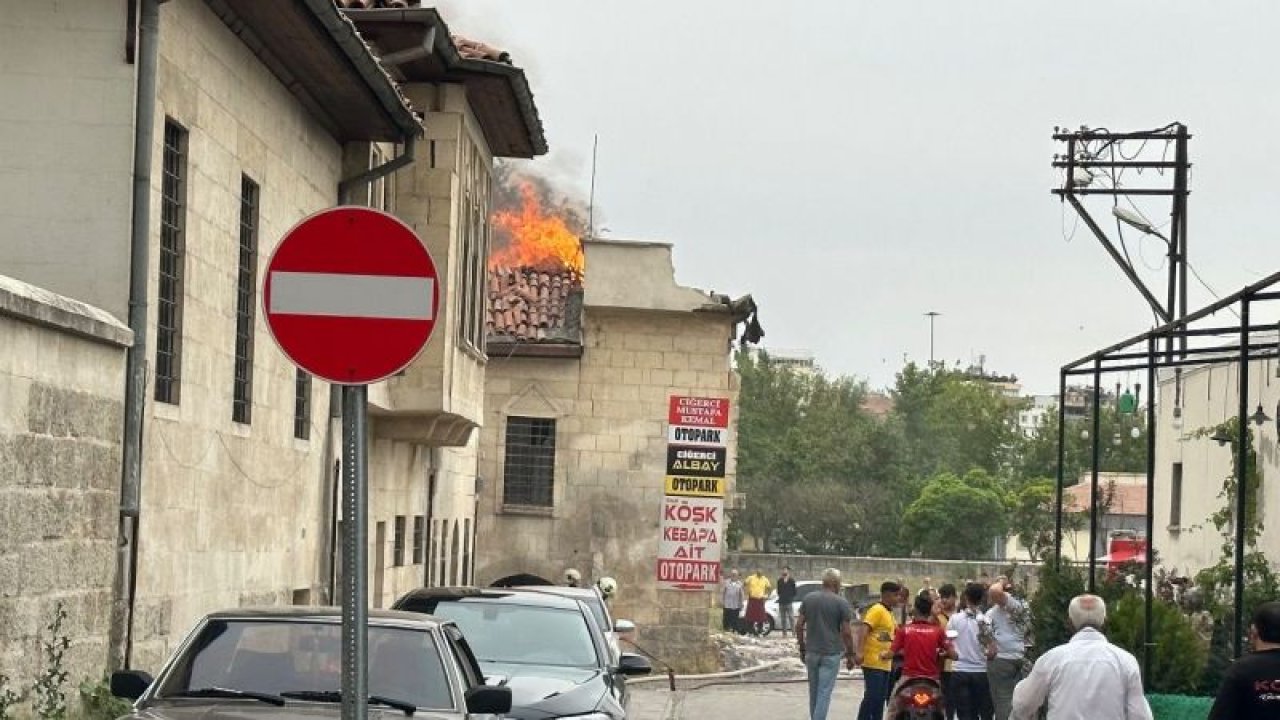 Son dakika! Gaziantep istasyon caddesinde bir evde yangın!