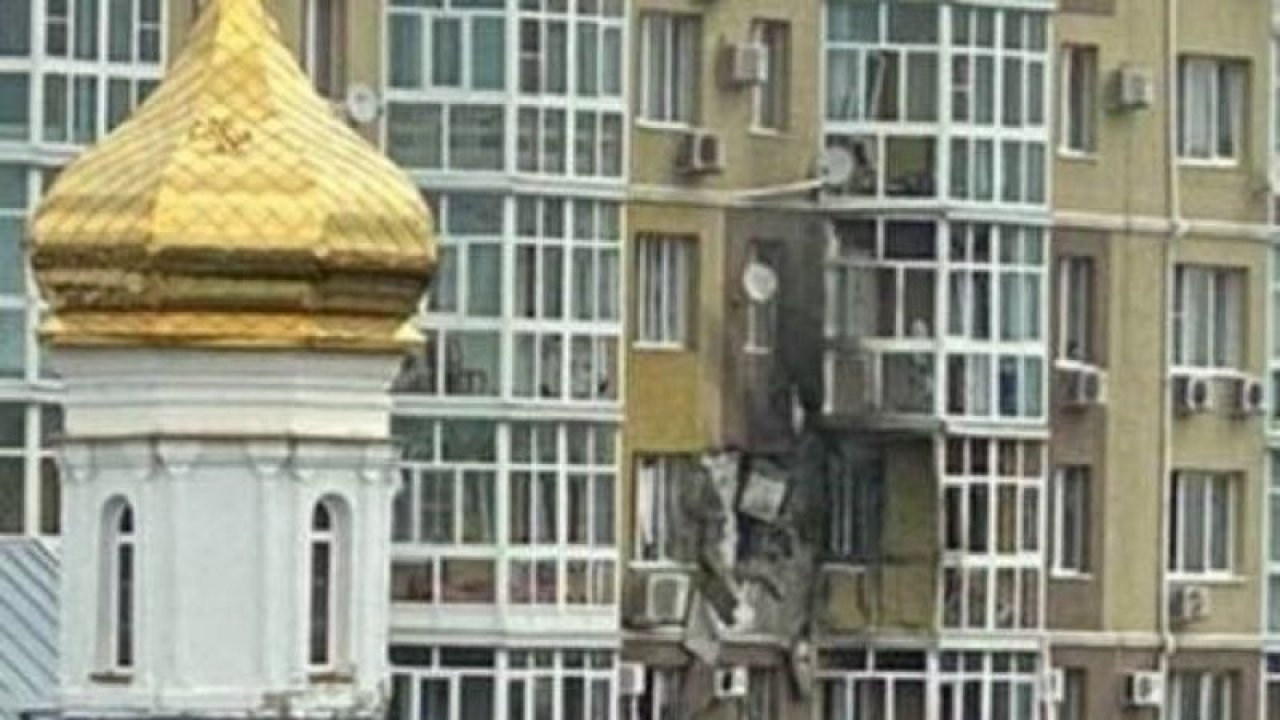 Rusya'da bir apartmana İHA düştü