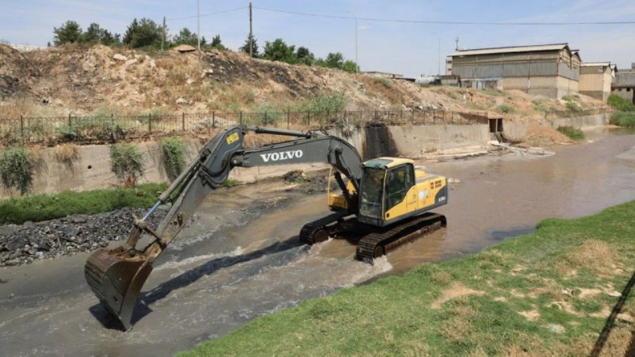 Gaziantep'in Nizip İlçesi'nde Nizip Çayı üzerine kurulacak olan köprü çalışması başladı