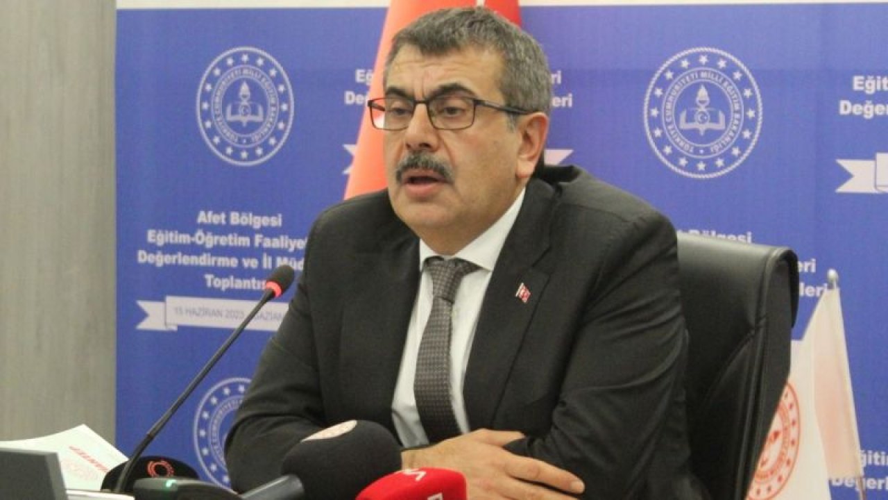 Milli Eğitim Bakanı Tekin Gaziantep'te "Afet Bölgesi Eğitim Öğretim Faaliyetleri Değerlendirme Toplantısı"na başkanlık etti
