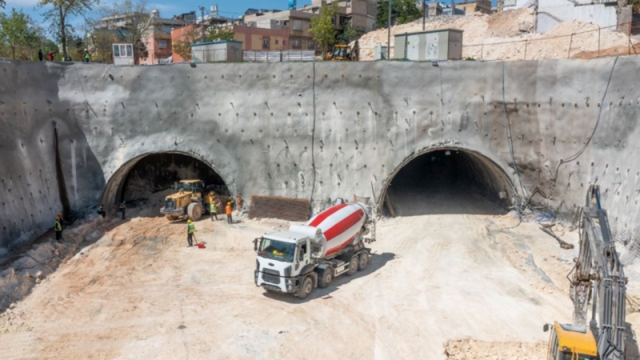 Türkiye Gaziantep'teki Dev Tünel Projesini Konuşuyor! Gaziantep Trafiğine İlaç Olacak Şahinbey Belediyesinin Tünel Projesi Hızla İlerliyor!