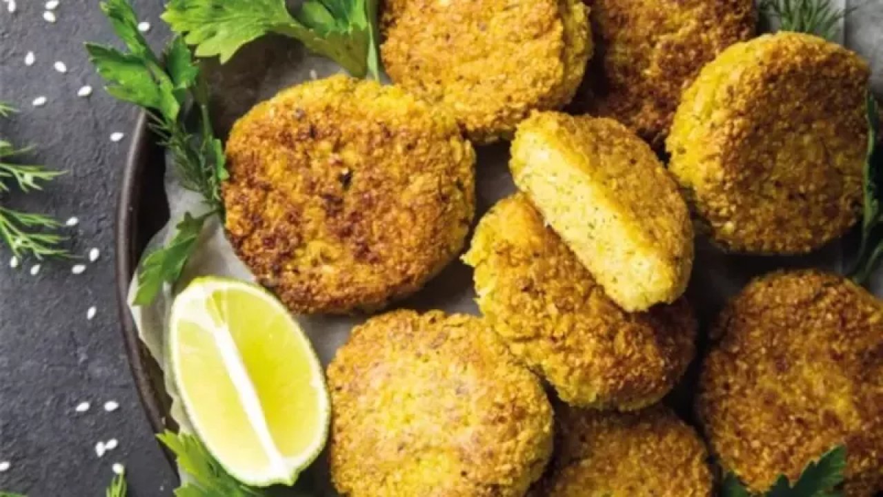 Yağını çekmeyecek muhteşem bir et alternatifi: Falafel köfte nasıl yapılır? Orta Doğu’nun en ikonik lezzeti