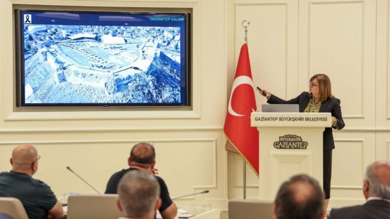 Büyükşehir Belediye Başkanı Fatma Şahin, depremin Gaziantep'e maliyetini açıkladı