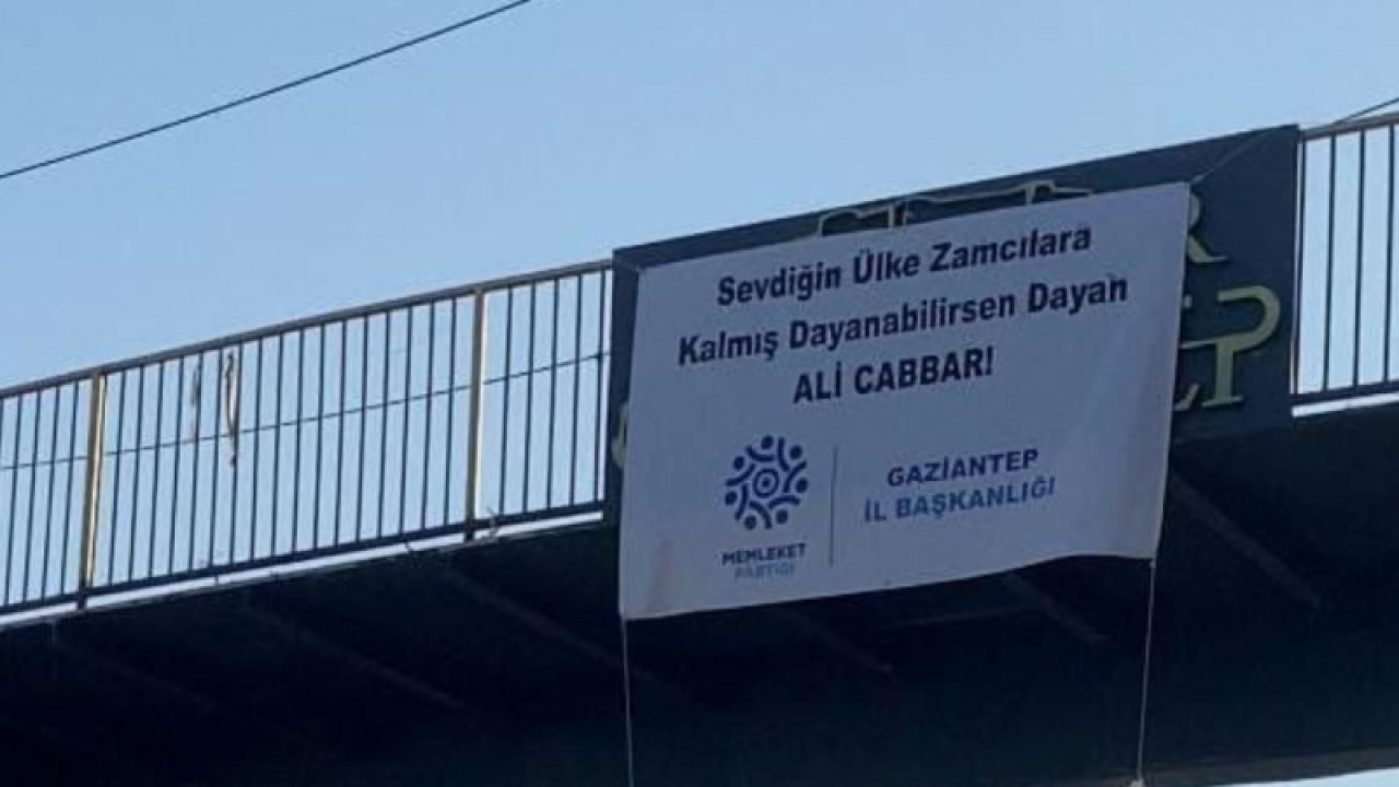 Gaziantep'te Açılan Pankart Türkiye Gündemi'nde... PANKARTIN ALTINA 'ALİ CABBAR' Yazdılar! Kim Bu Cabbar? Ali Cabbar'ın Hikayesi?