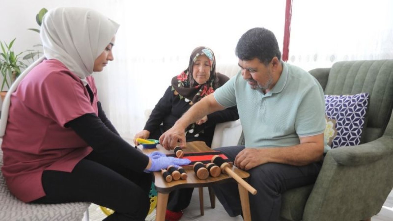 Gaziantep Büyükşehir Belediyesi engelli vatandaşlara evde fizik tedavi hizmeti veriyor