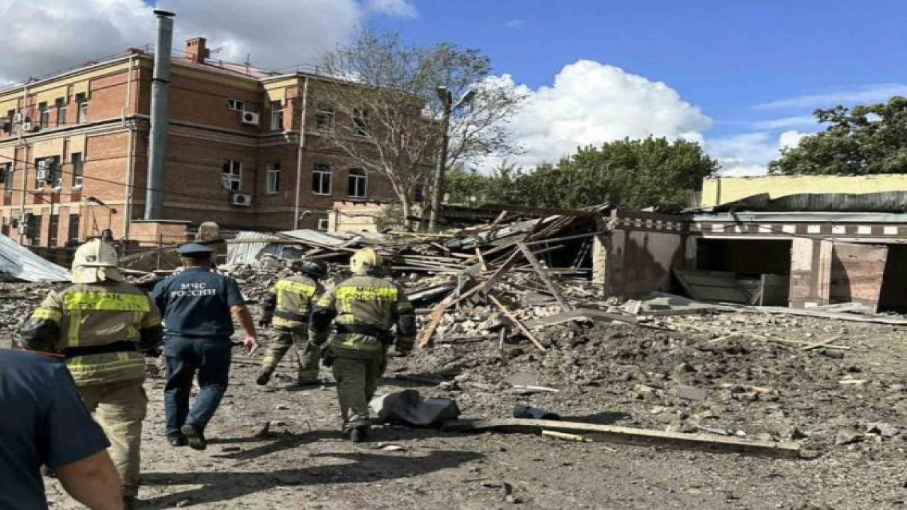 Rusya Savunma Bakanlığı: "Ukrayna, Rostov bölgesinde yer alan Taganrog kentine füze saldırısı gerçekleştirdi"