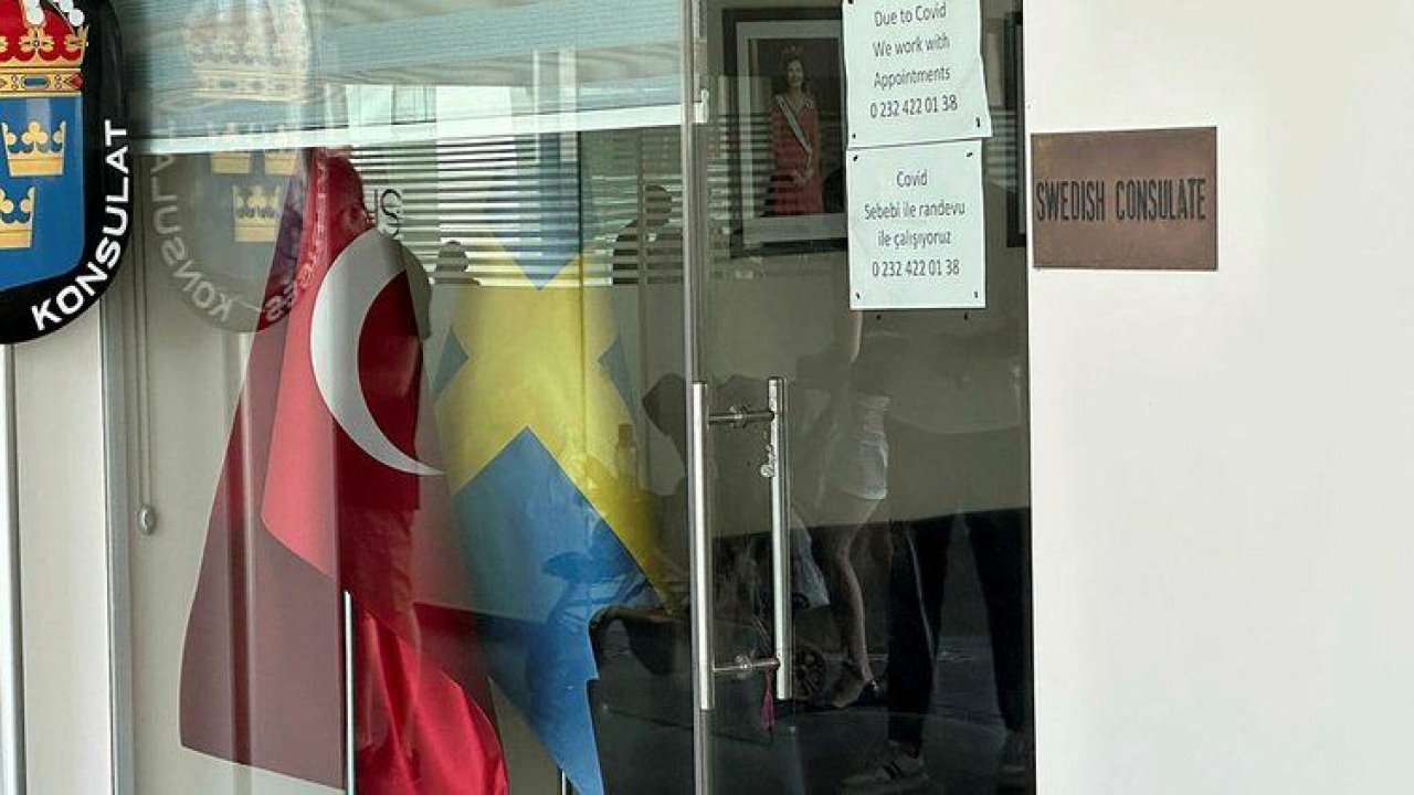 Adalet Bakanı Tunç İzmir'deki saldırıyı kınadı