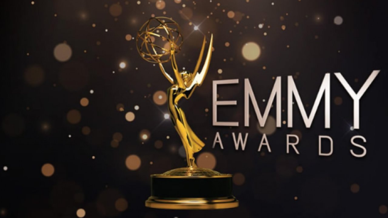 20 yıl sonra ilk kez ertelenen Emmy Ödülleri töreninin yeni tarihi belli oldu: Hiçbir oyuncu törene katılmayabilir