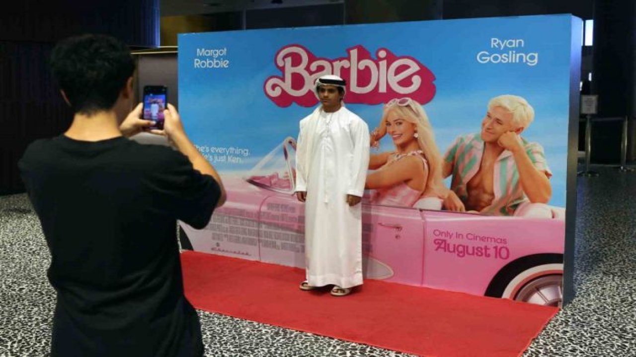 BARBİE DUBAİ'DE! Birçok ülkede yasaklanan Barbie filmi Dubai’de vizyona girdi