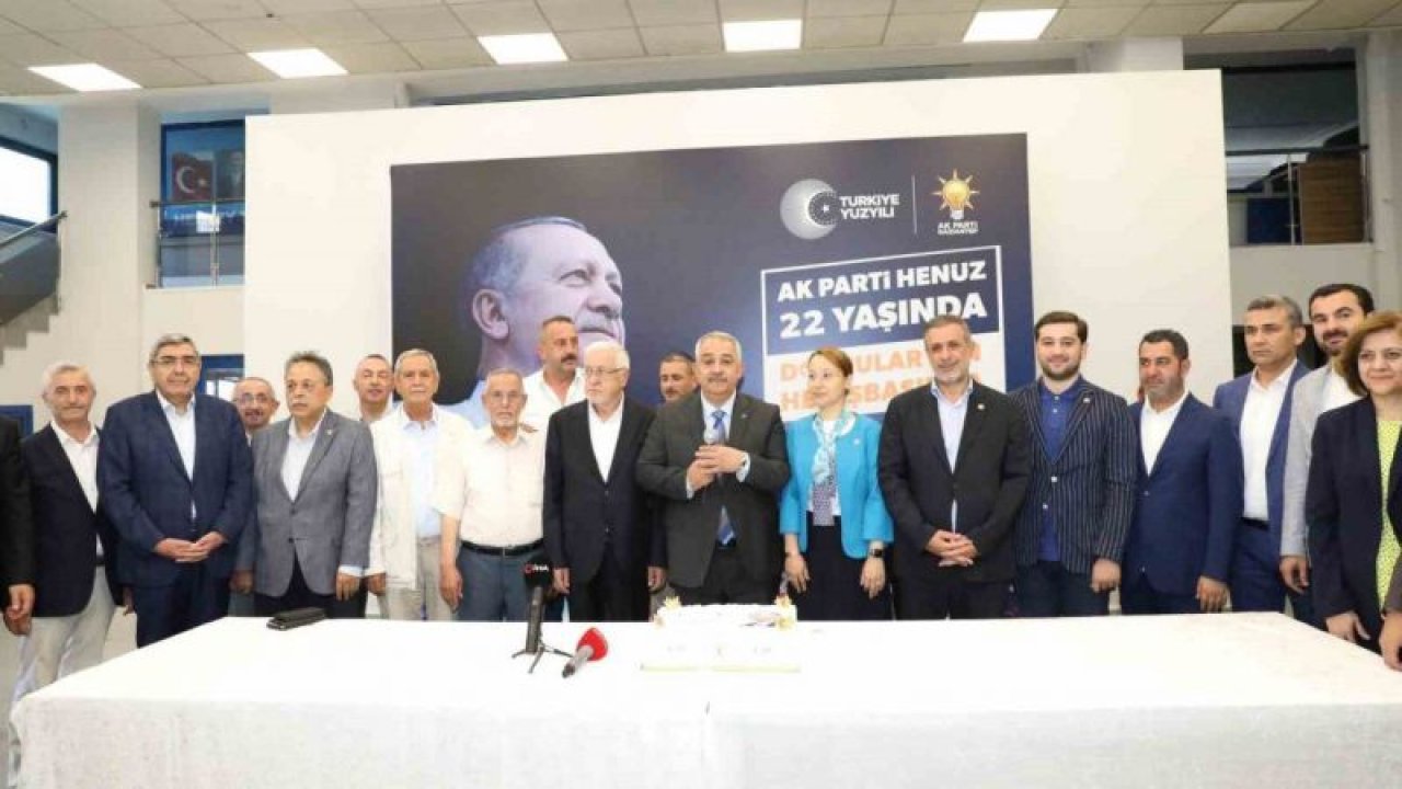 Gaziantep’te AK Partinin 22. kuruluş yıl dönümü çoşkuyla kutlandı