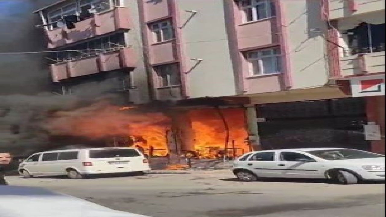Gaziantep'te KORKUNÇ YANGIN! Mobilya döşeme dükkanındaki yangın eve ve arabaya sıçradı
