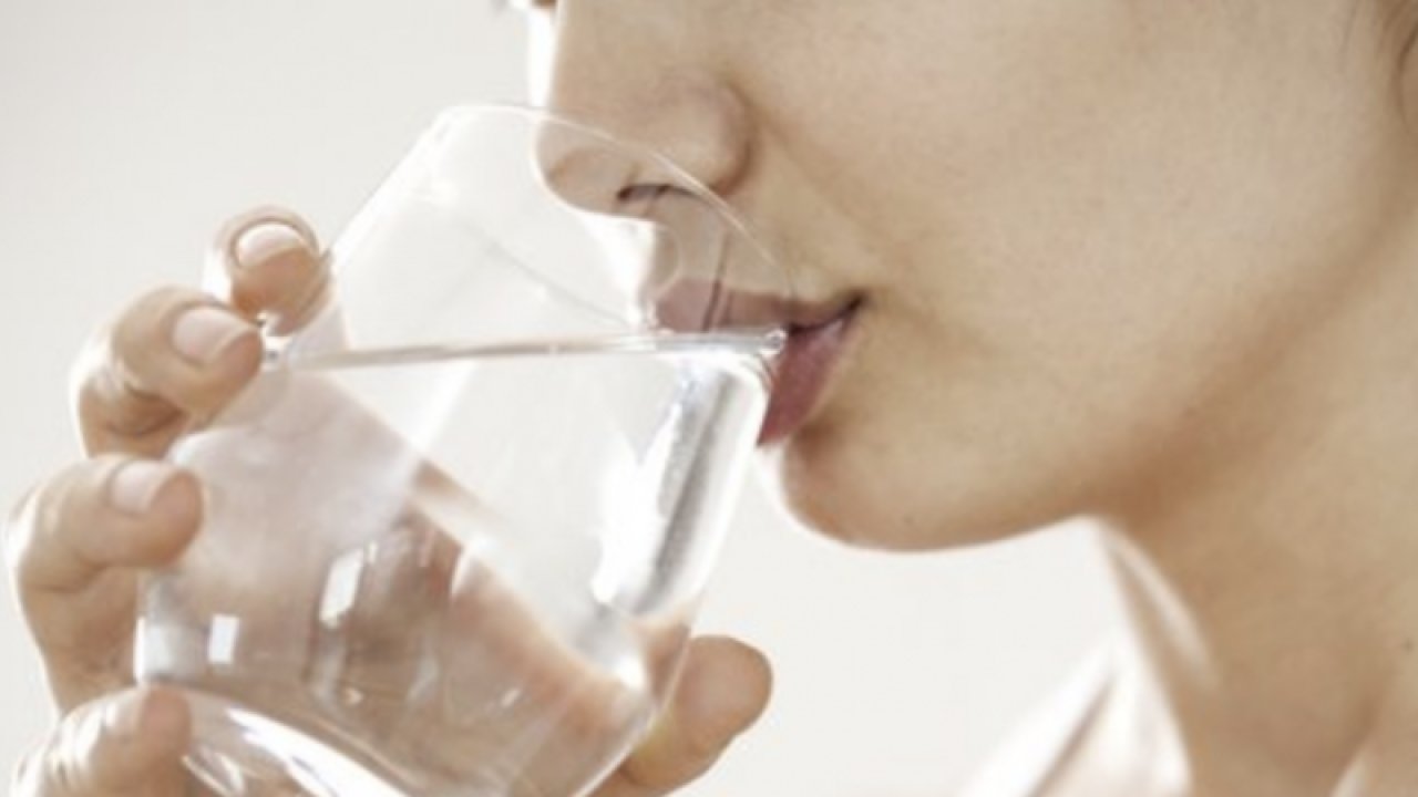 Fazla su tüketimine dikkat: Zehirlenmeye sebep olabilir