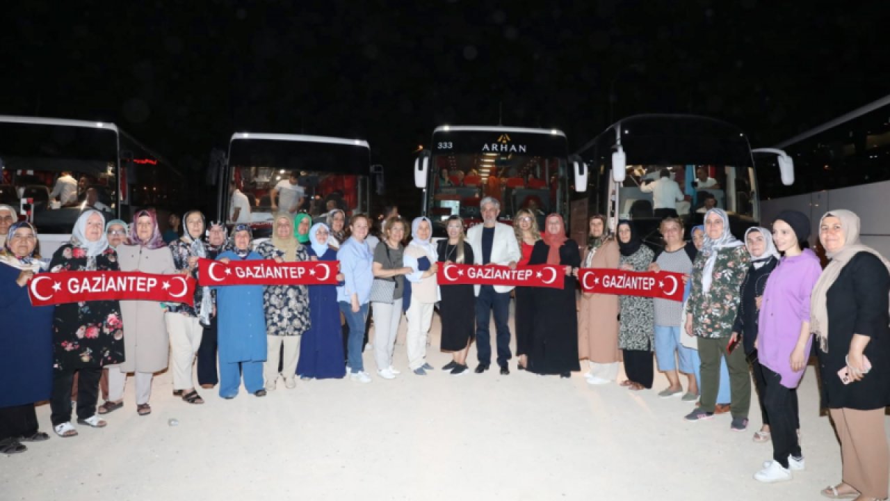 AK Parti Gaziantep'ten Tam 17 Otobüs ile Malazgirt Çıkarması!