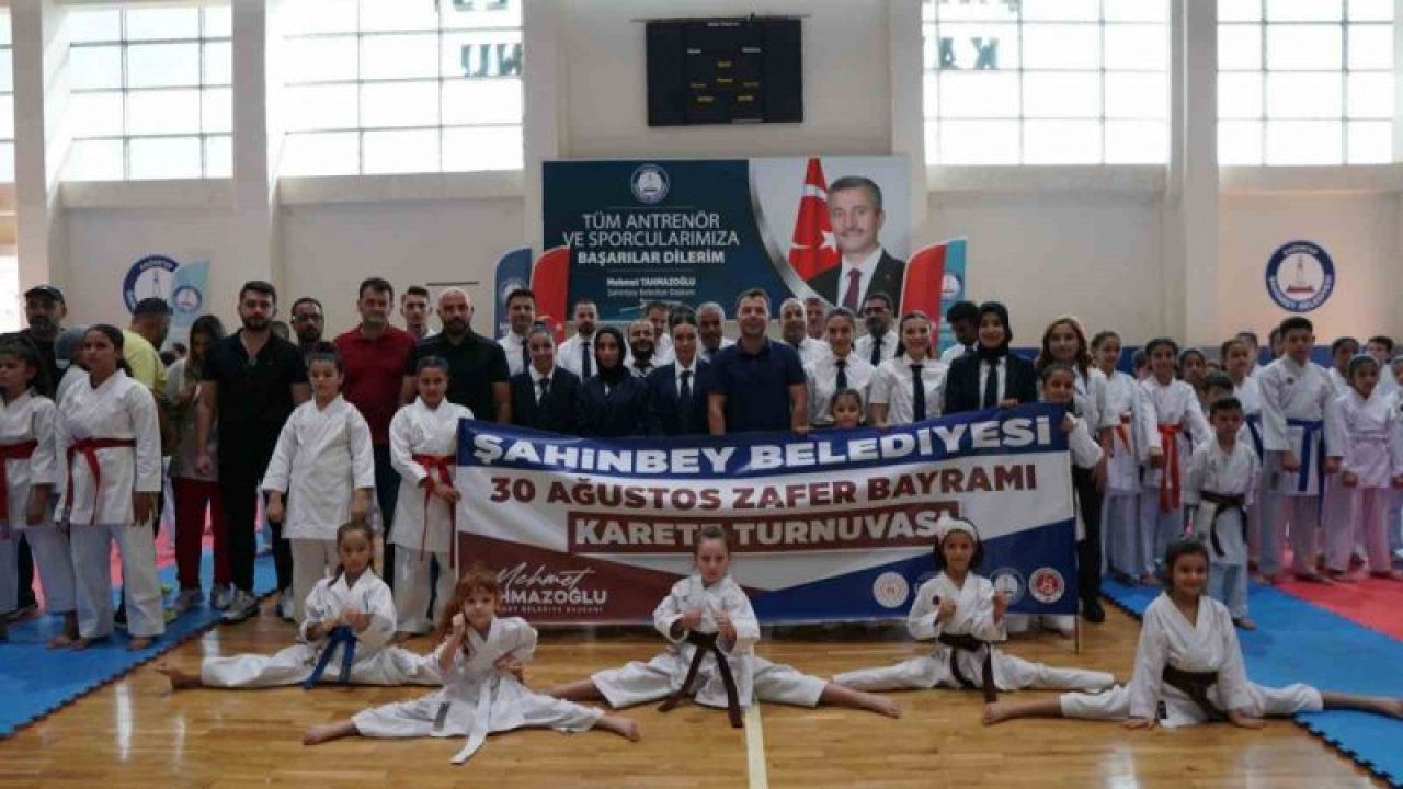 Şahinbey Belediyesi Zafer Bayramını Spor etkinlikleri ile kutladı