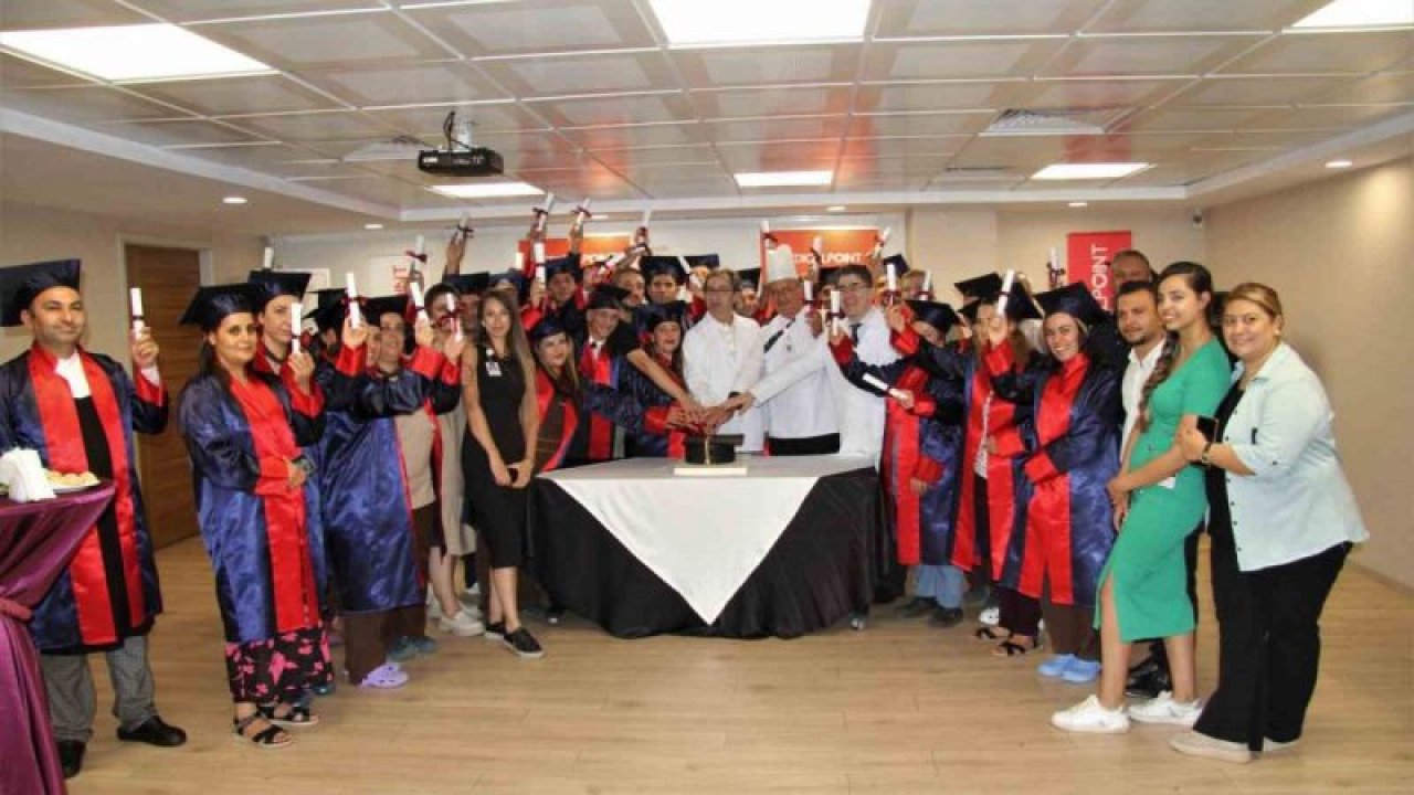 Medical Point Gaziantep Hastanesi'nde mezuniyet heyecanı