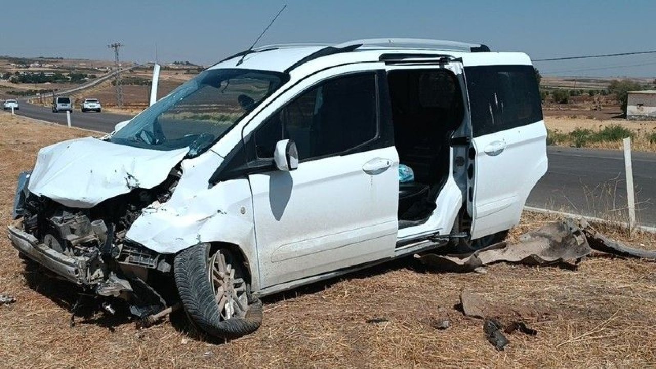 Gaziantep'te iki araç kavşakta çarpıştı: 2’si ağır 7 kişi yaralandı