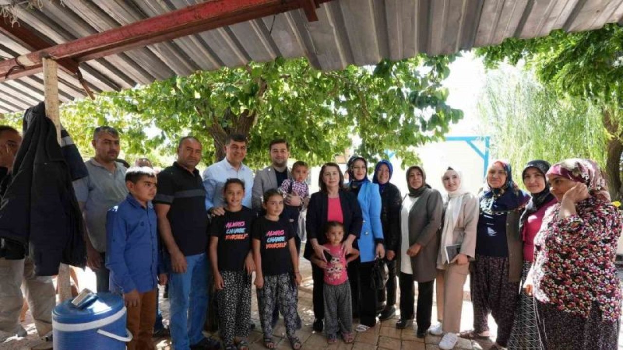Gaziantep'te Muhtarlardan Şehitkamil Belediye Başkanı Fadıloğlu’na hizmet teşekkürü