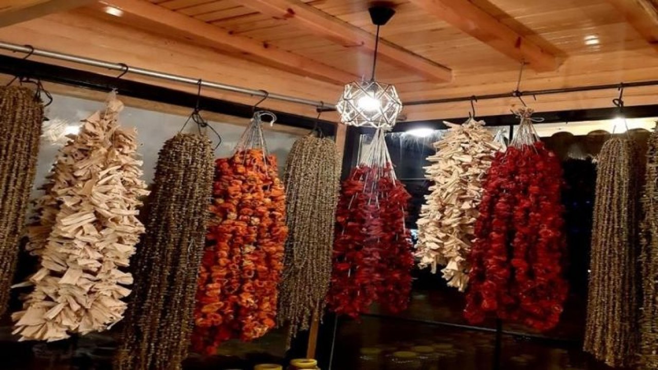 Gaziantep’in kuru patlıcanı zamlanıyor: Kış gelmeden dizi dizi alın, mutfağı dolmasız bırakmayın! İşte Gaziantep kuru patlıcan fiyatları